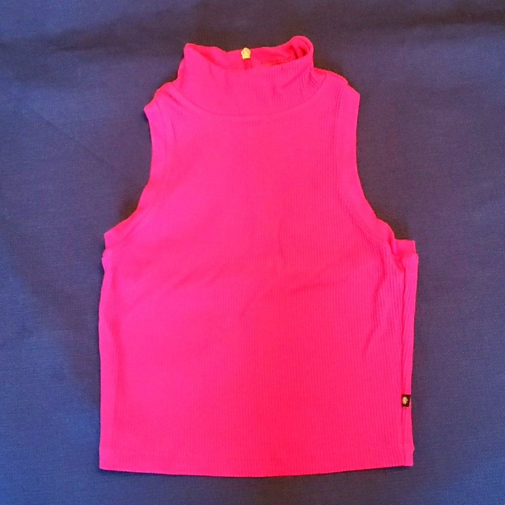 Athleta pink crop top with back zipper, size xxs
